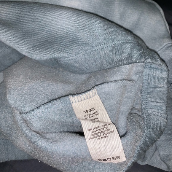 Garage Stassie Cropped Sweatshirt - Picture 5 of 9